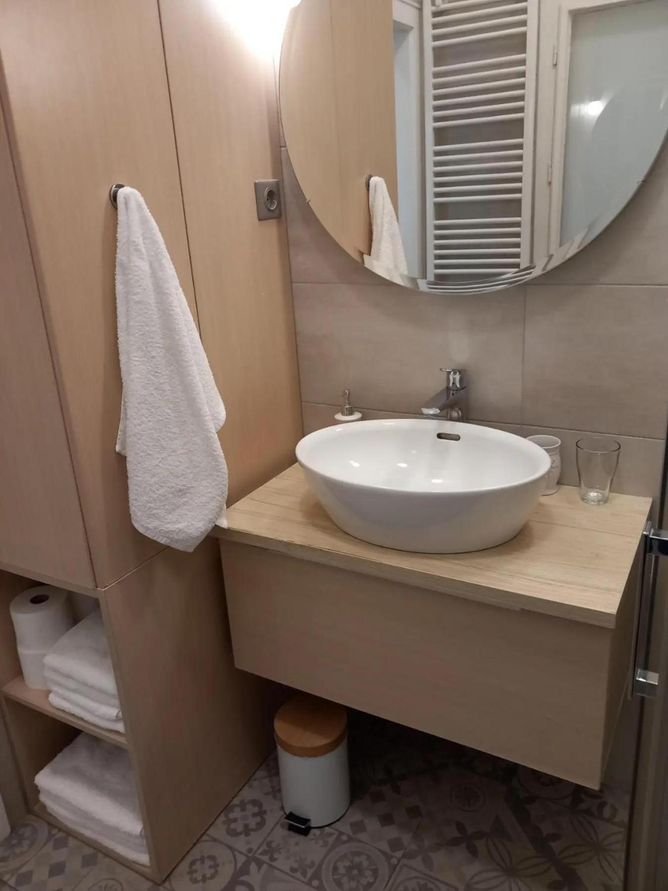 Supreme City Center Apartment Budapest Room photo